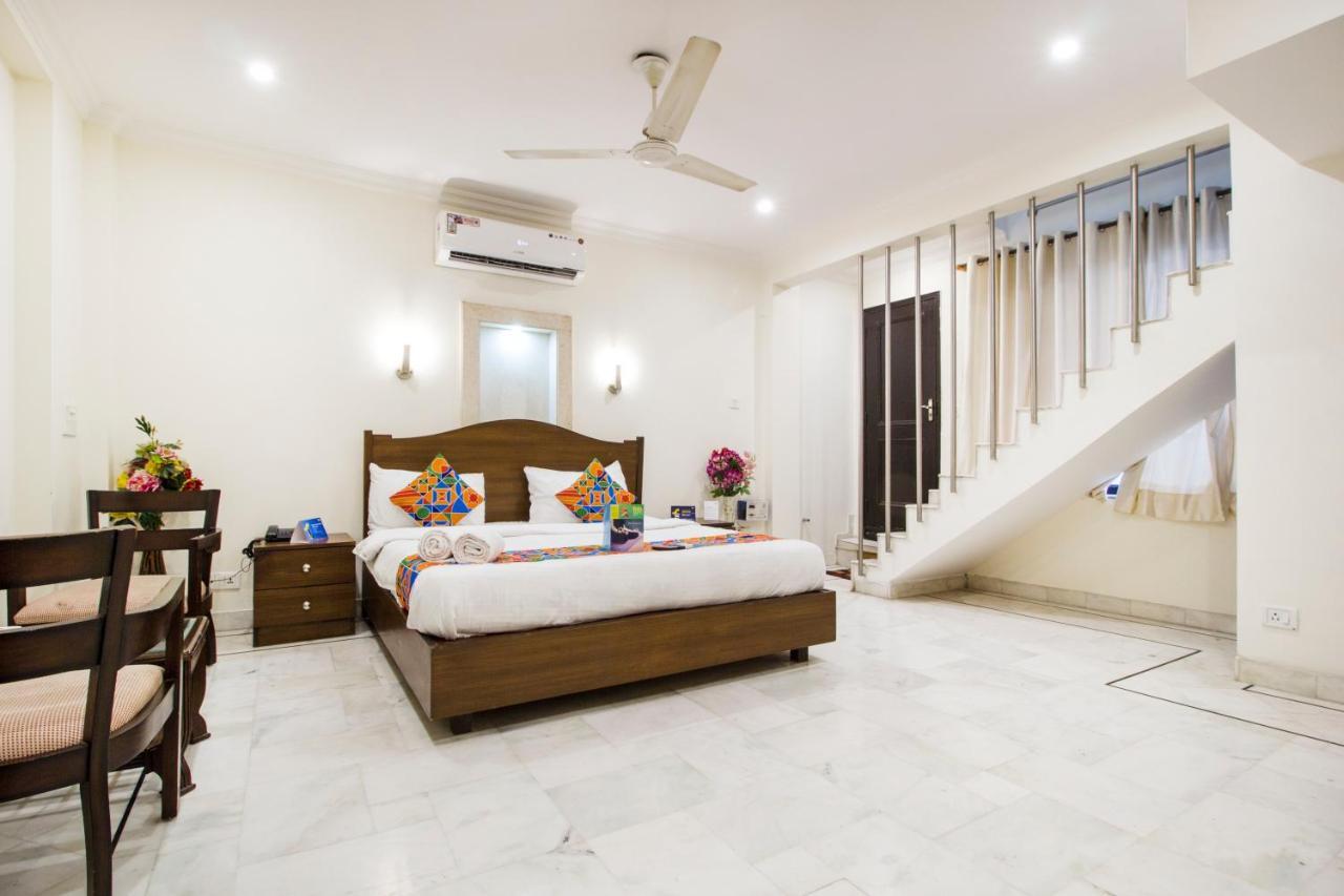 Fabhotel Namaste Bnb & Service Apartments Vasant Vihar Neu-Delhi Exterior foto